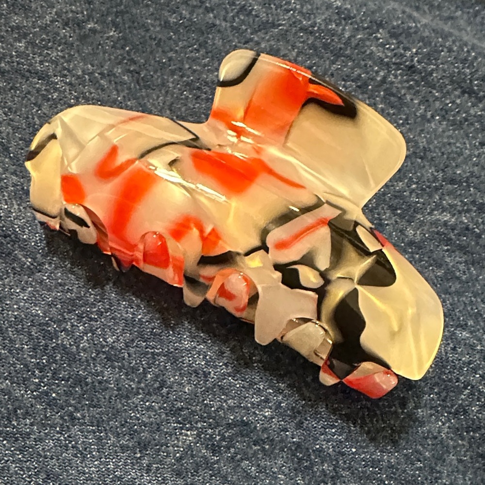 Stylish Multicolor Hair Clip
